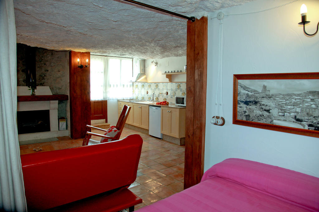 Casa Rural La Bodeguilla Alcala del Jucar Room photo